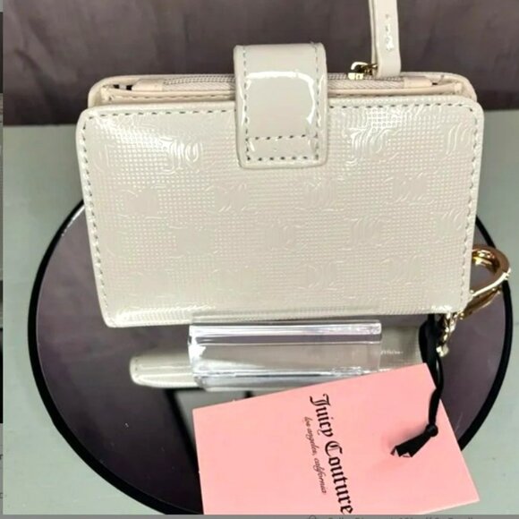 Juicy Couture Cream Wallet w/ Elegant Gold Charms - Picture 6 of 6